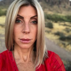 Meet your Posher, Jenni